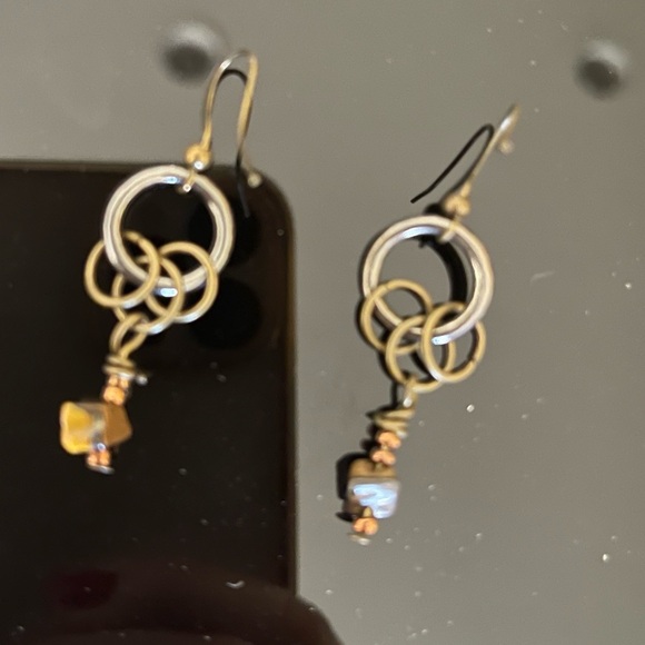 Handmade Dangle Earrings-Repurposed pieces - Picture 5 of 12